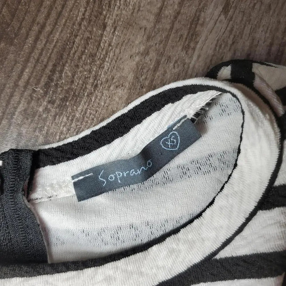 Soprano Stretchy Striped Fit & Flare Short Sleeve Dress Size XS White Black NWOT - Picture 3 of 16